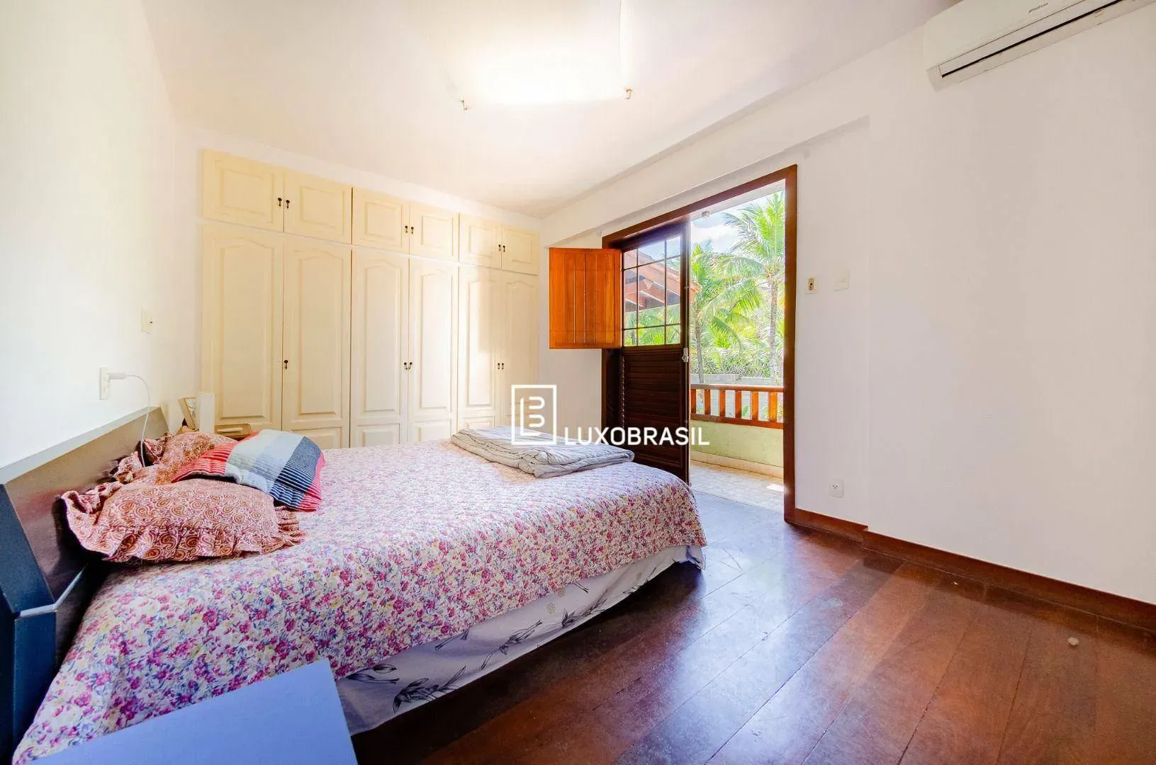 Furnished house with 6 en-suite bedrooms and 9 parking — photo 19