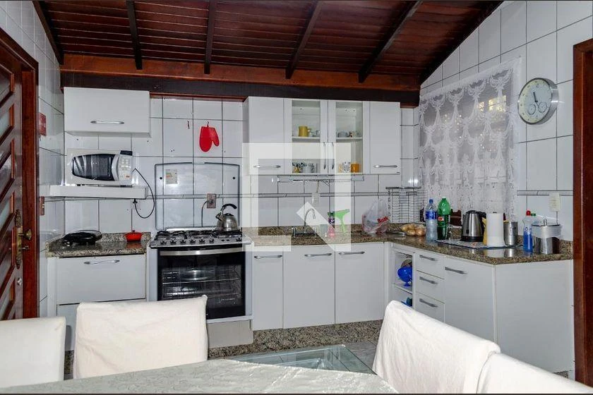 Furnished house for rent with 4 bedrooms and a pool — photo 7