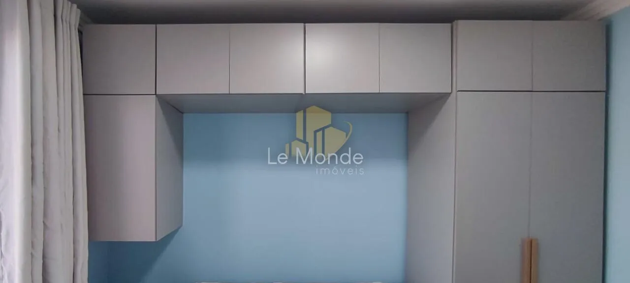 2-bedroom apartment with open-plan kitchen and gas stove — photo 19