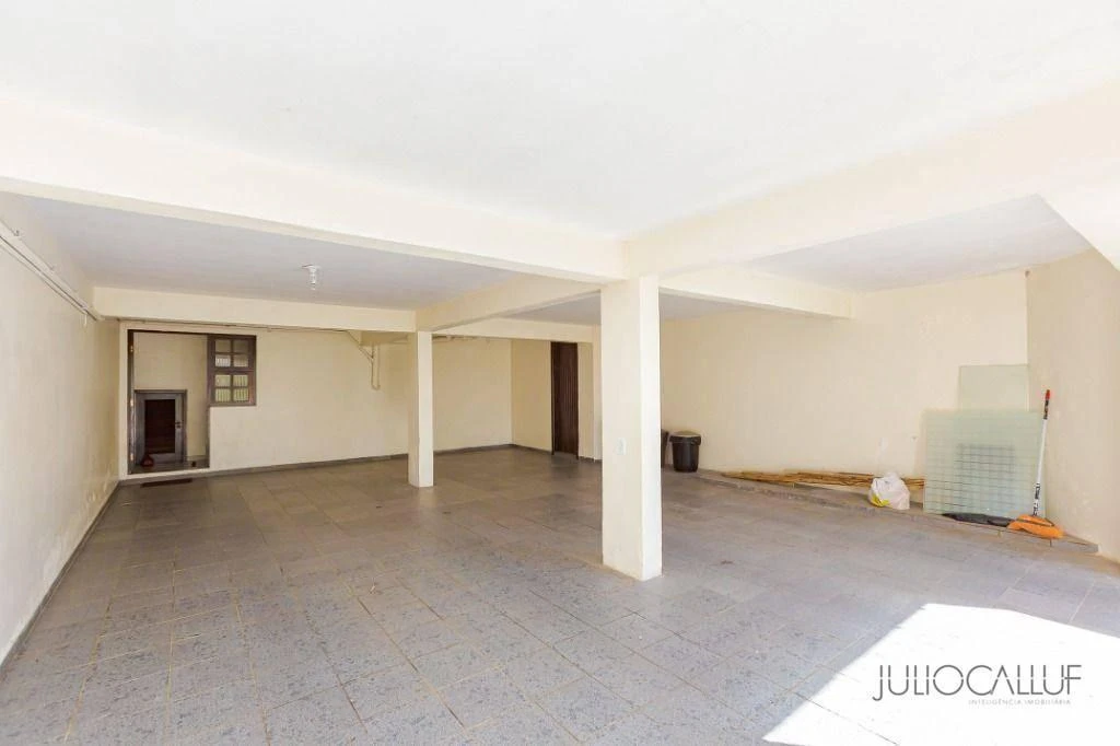 4-bedroom house with a washing machine in Curitiba — photo 15