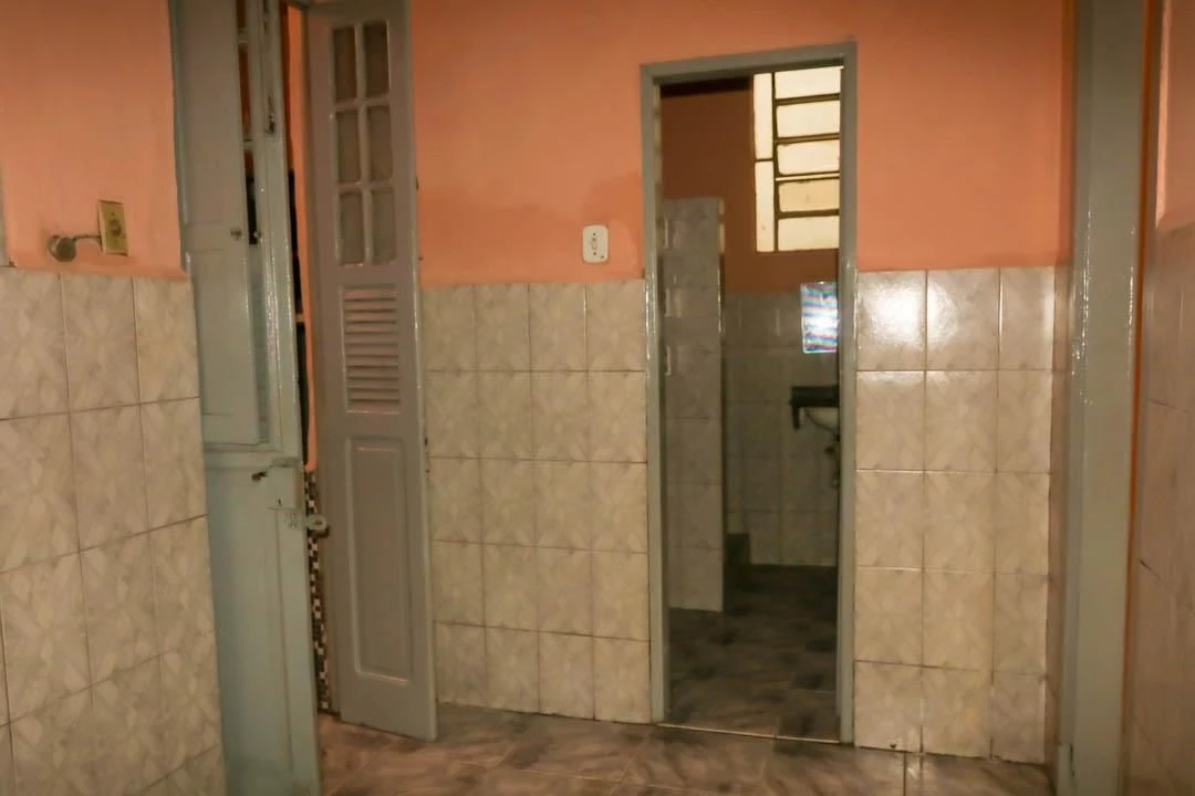 2-bedroom house with a washing machine in Rio de Janeiro — photo 11