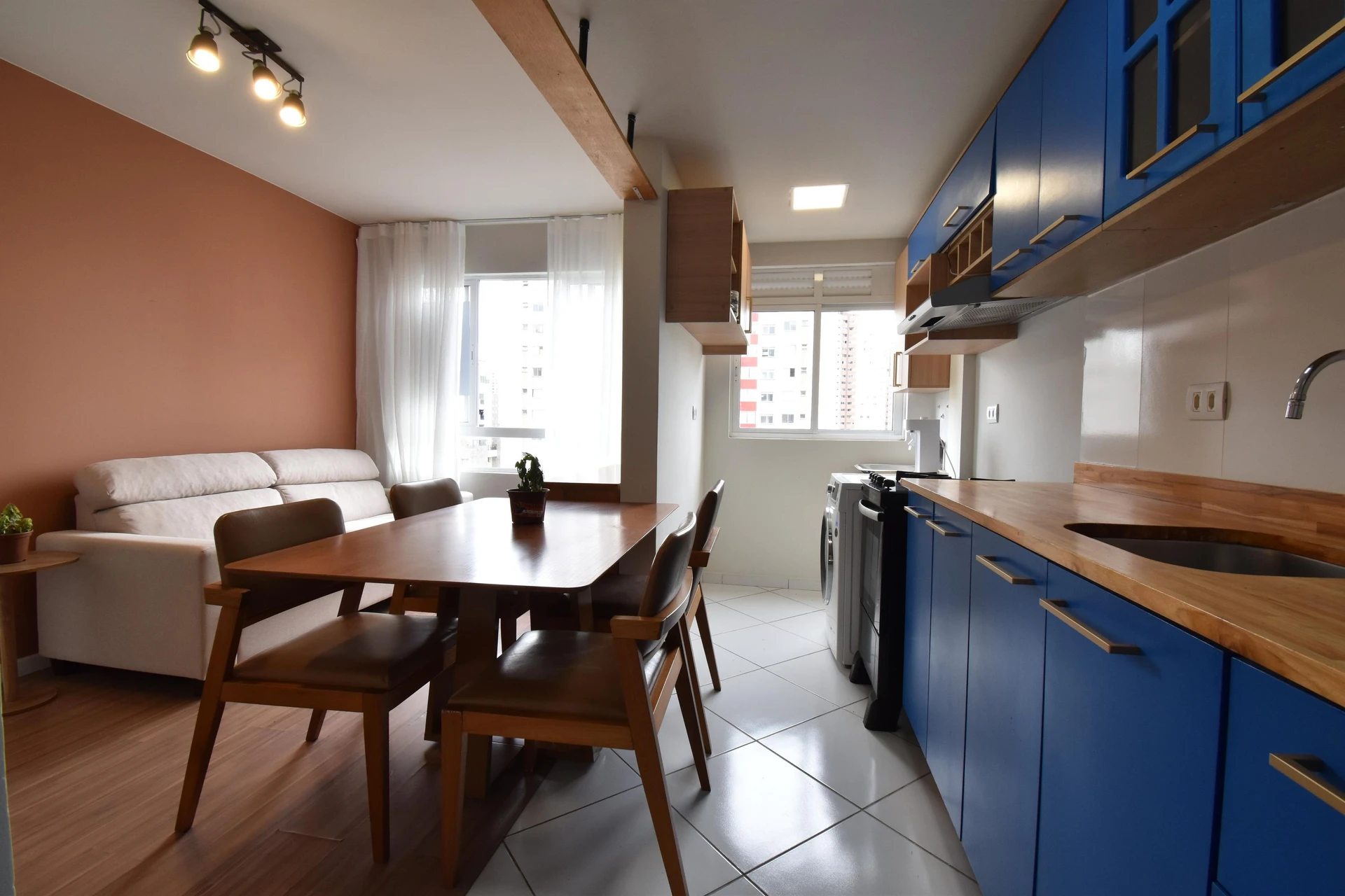 Apartamento mobiliado de 1 quarto com varanda envidraçada — photo 7