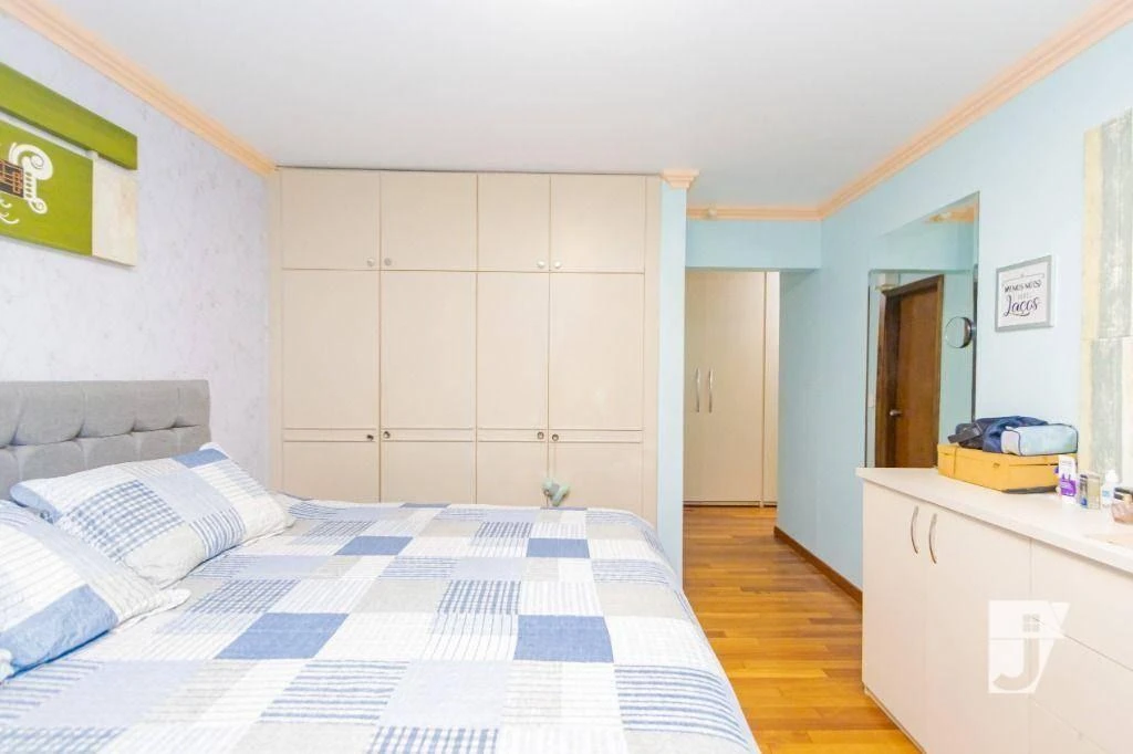 Ванна та 4 спальні: будинок 258 м² — photo 3