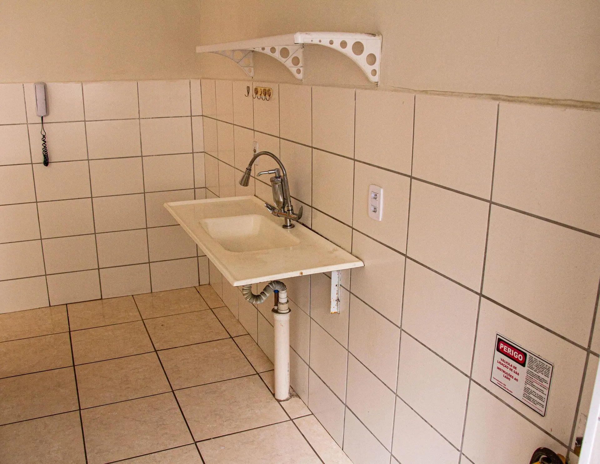 Unfurnished 2-bedroom apartment with 2 bathrooms — photo 20