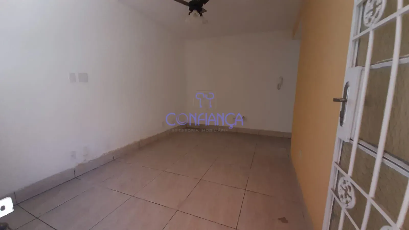 Casa para locação com 68 m², 1 quarto e varanda — photo 2