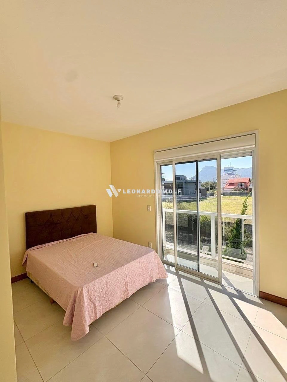 2-bedroom apartment with a water view in Florianópolis — photo 5
