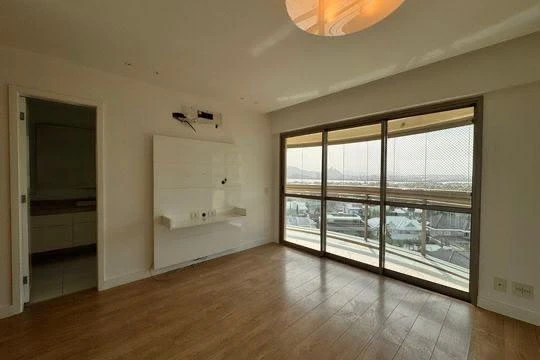 4-bedroom apartment with a separate kitchen, 260 m² — photo 41