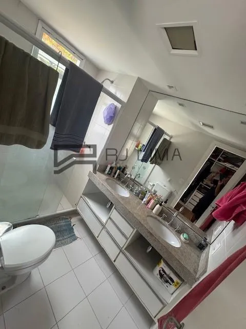 290 m² furnished house with 5 en-suites and 3 parking spaces — photo 44