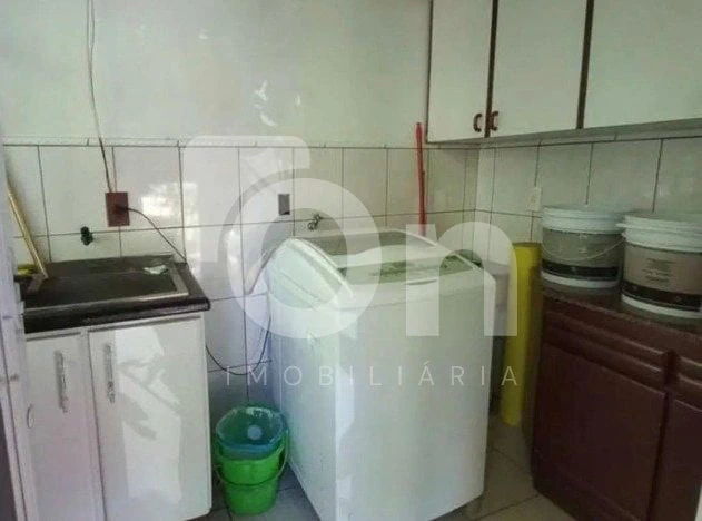 4-bedroom house with a washing machine in Florianópolis — photo 6
