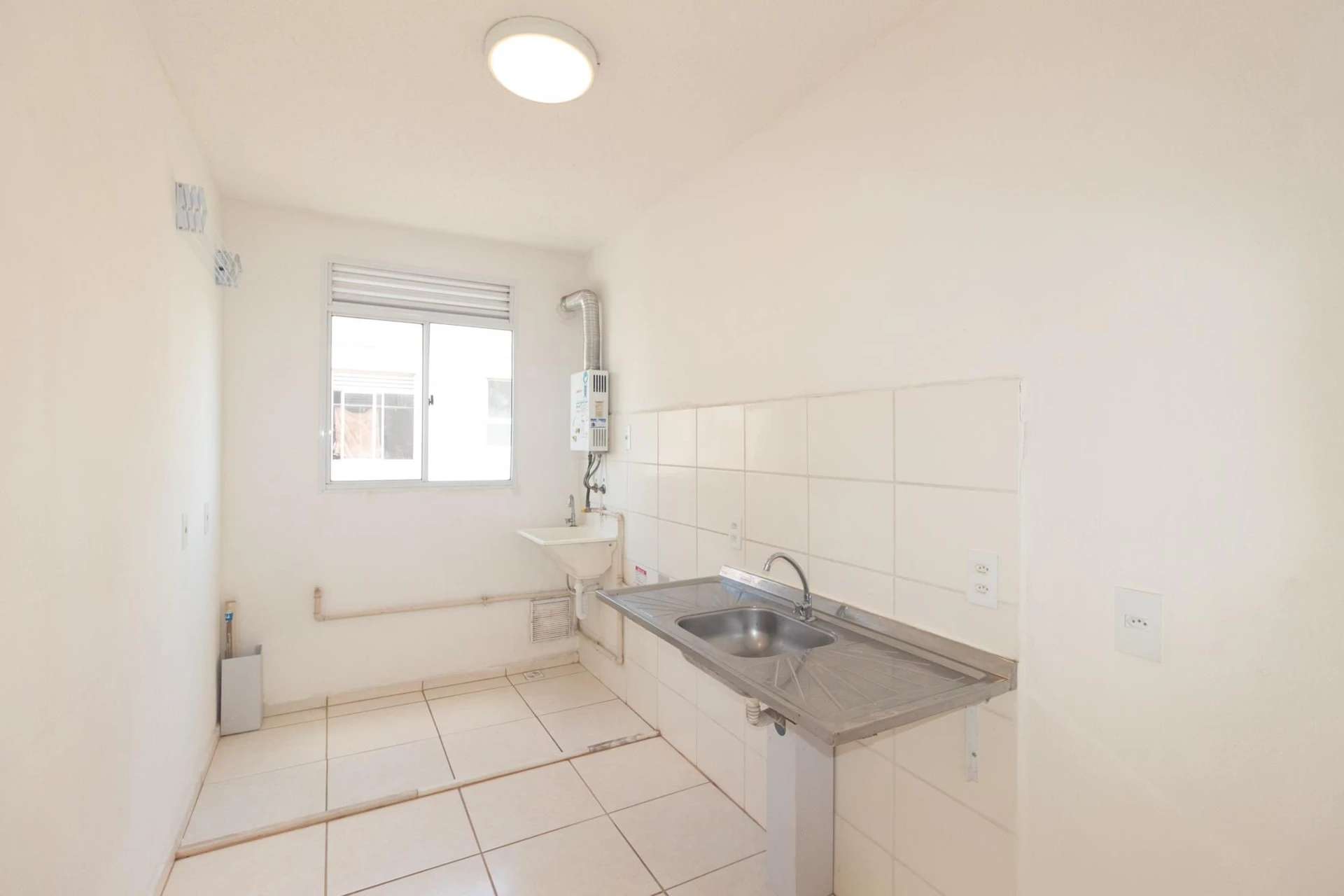 Mountain view in a 2-bedroom apartment, 37 m² — photo 42