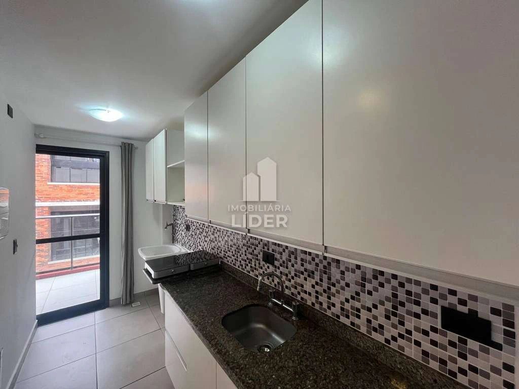 1-bedroom apartment with 58 m² and balcony — photo 2