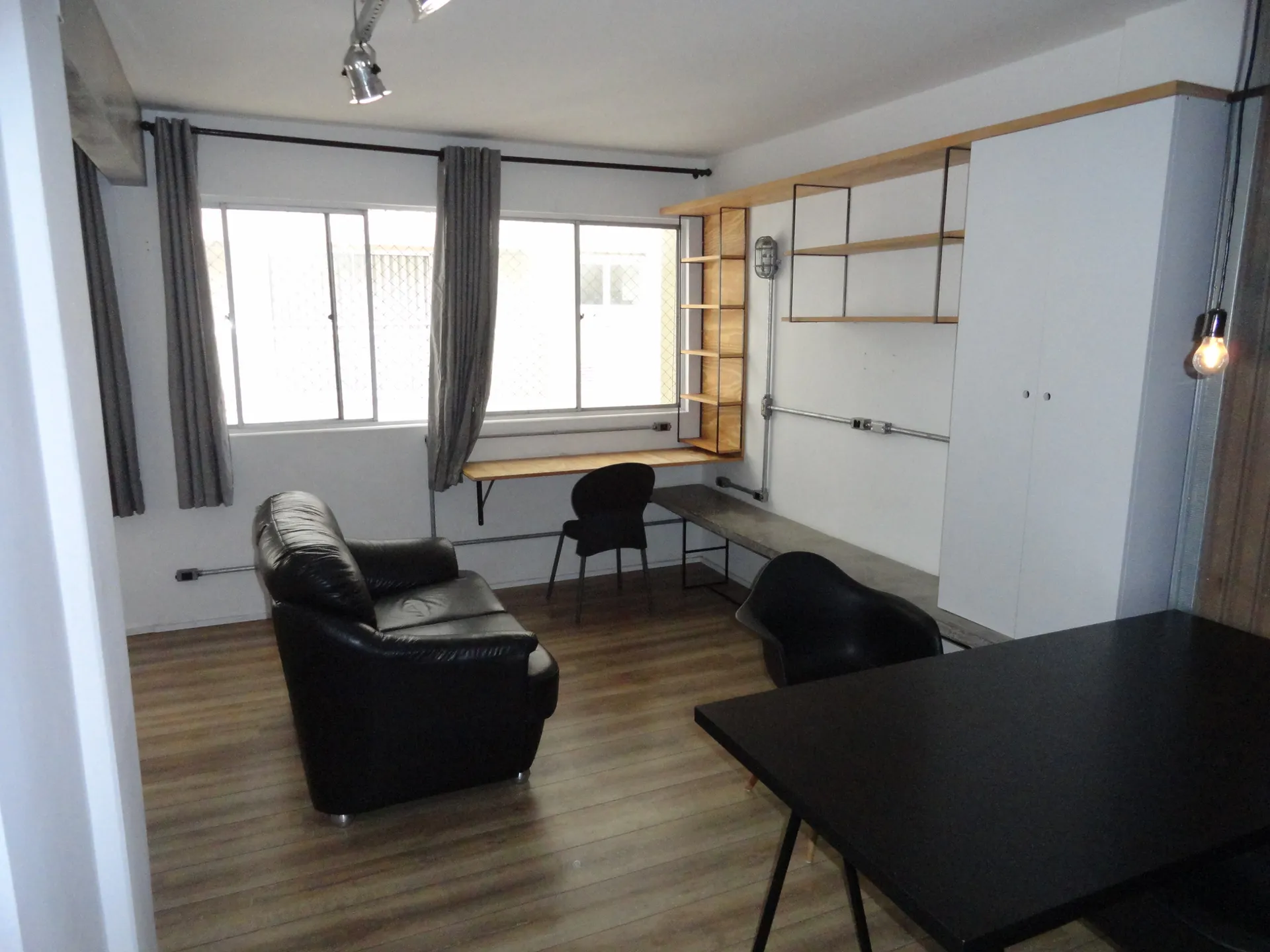 One-bedroom apartment with a home office — photo 8