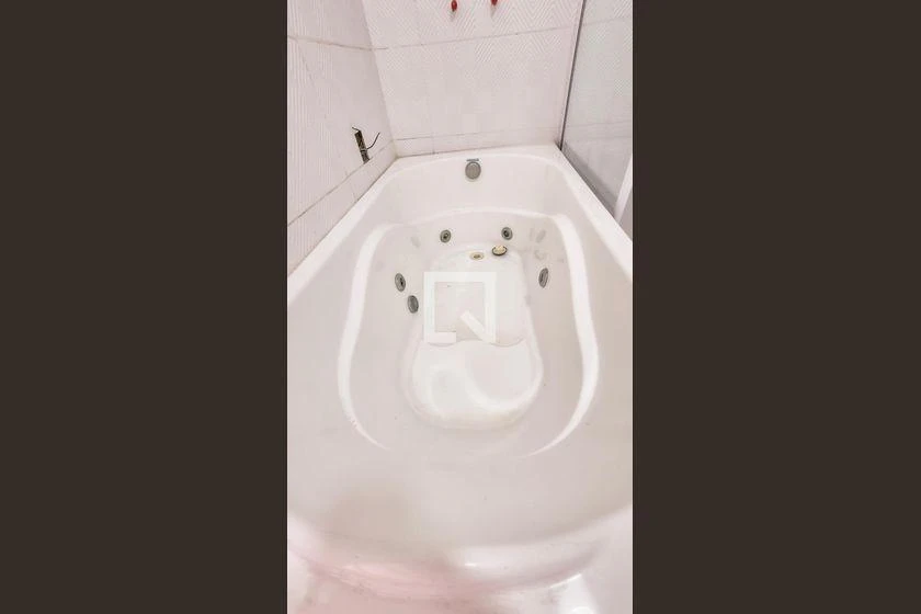 Мебльований будинок 600 м² з 5 спальнями та 3 ванними — photo 50