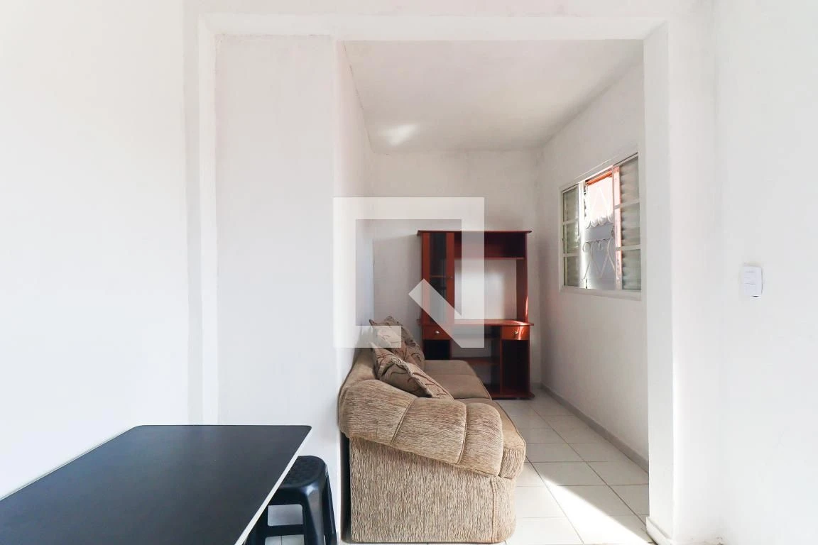 Furnished 25 m² studio in Curitiba — photo 7