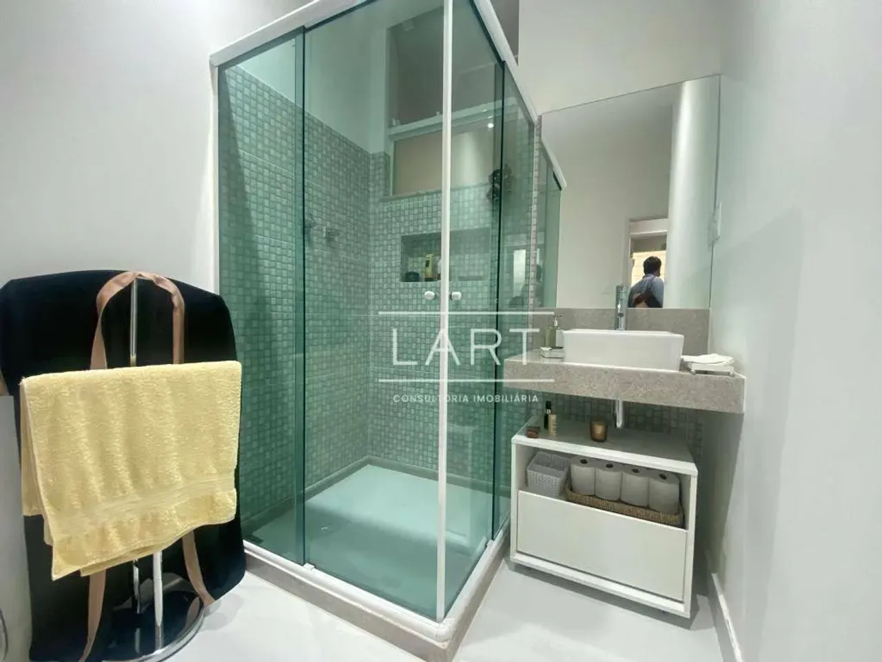 Apartamento mobiliado de 3 dormitórios com 120 m² — photo 7