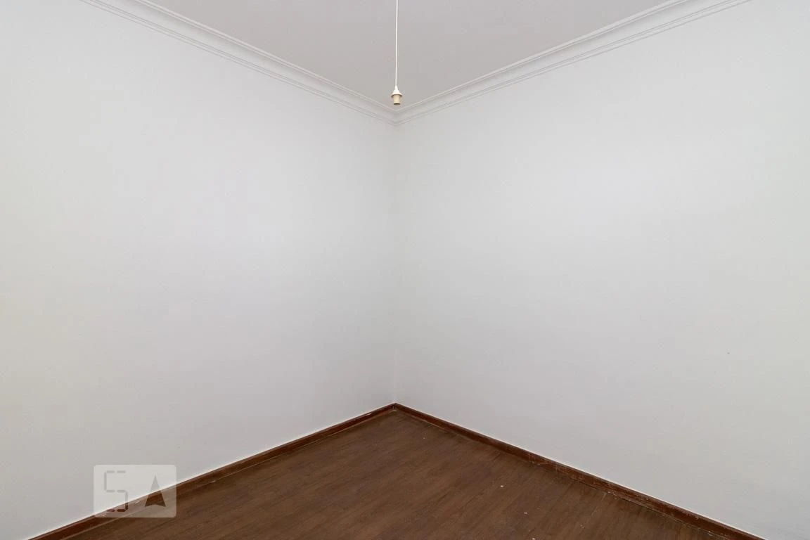 4-bedroom house with closed kitchen, 3 baths and parking — photo 10