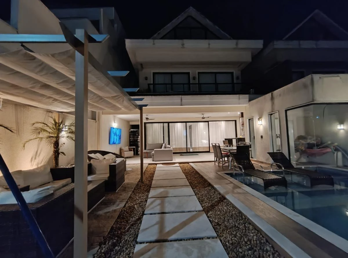 Condominium house with 500 m², 5 bedrooms and 3 en-suites — photo 2