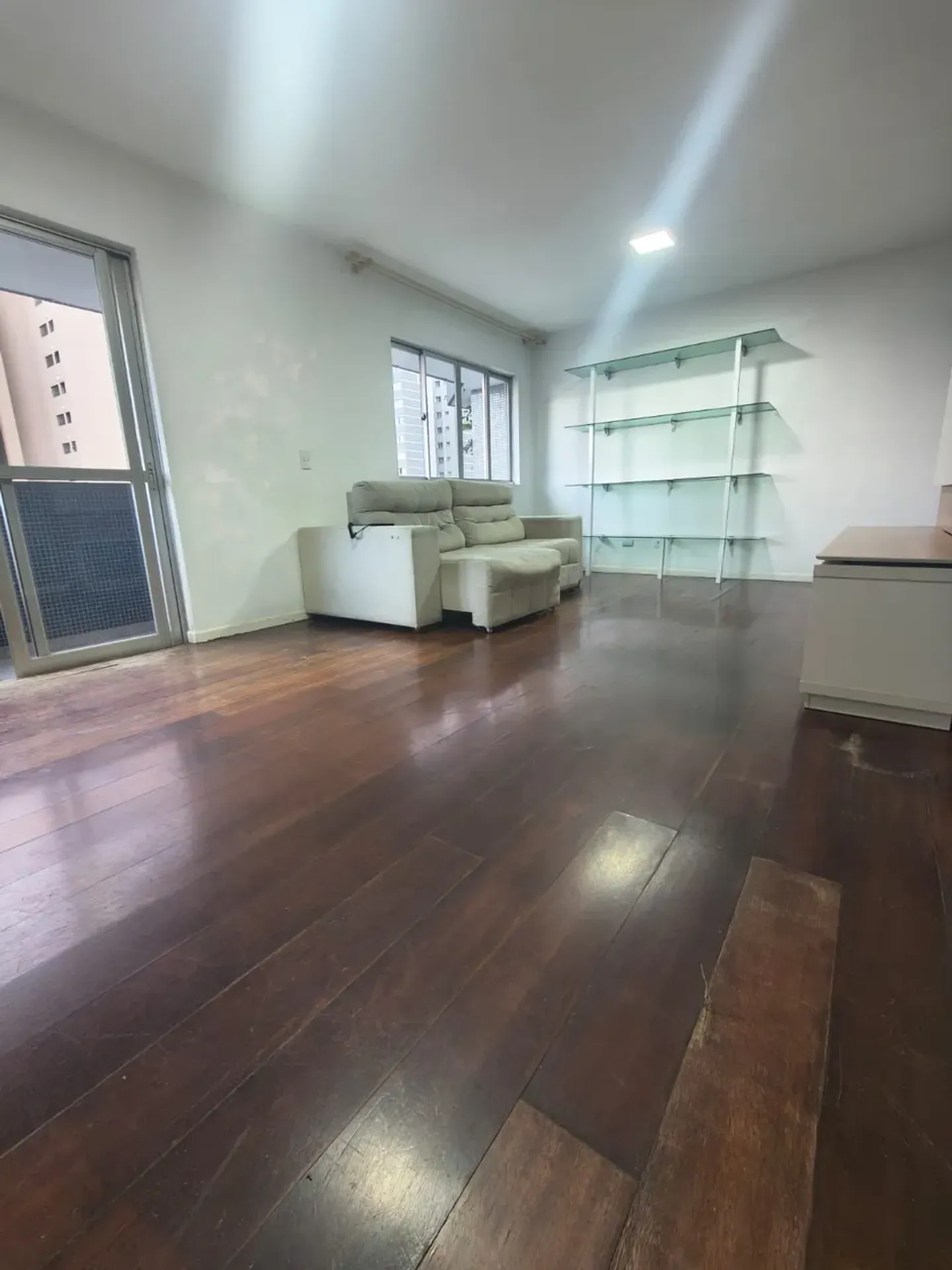 116 m² apartment with a home office and a washing machine