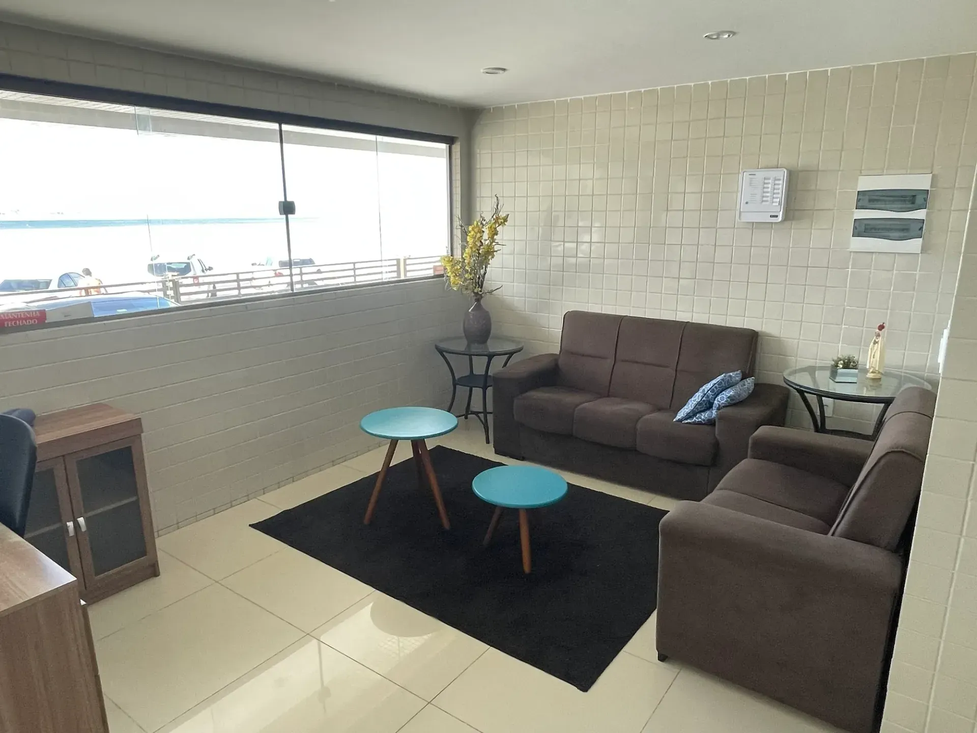 Furnished 1-bedroom apartment with no parking — photo 9
