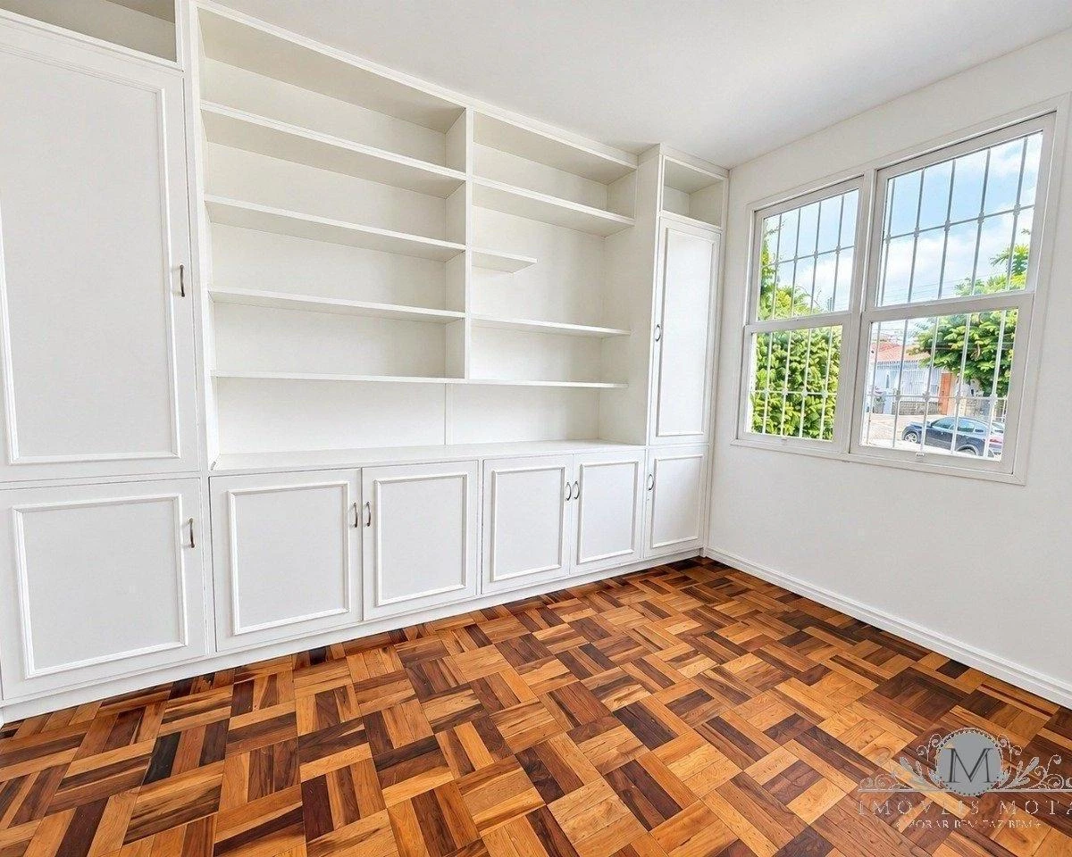 Casa de 273 m² con balcón gourmet y espacio de home office — photo 29