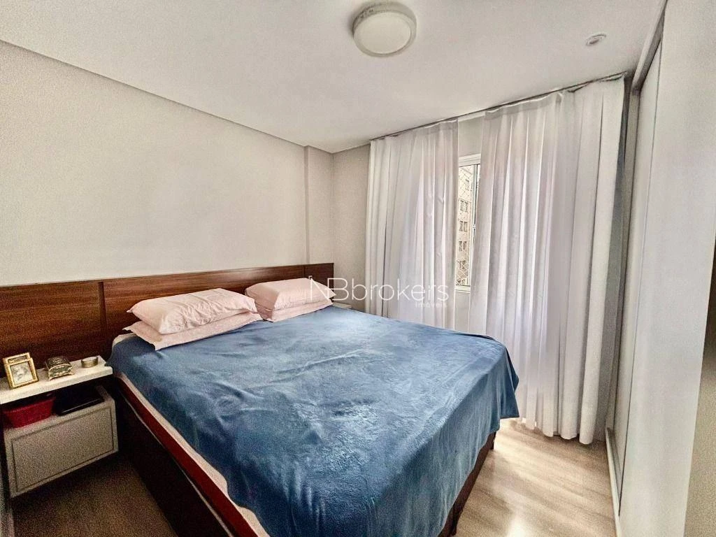 2-bedroom apartment with a washing machine in Curitiba — photo 7