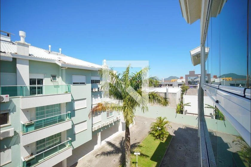 Apartment, 205 m², with a glass-enclosed balcony — photo 20