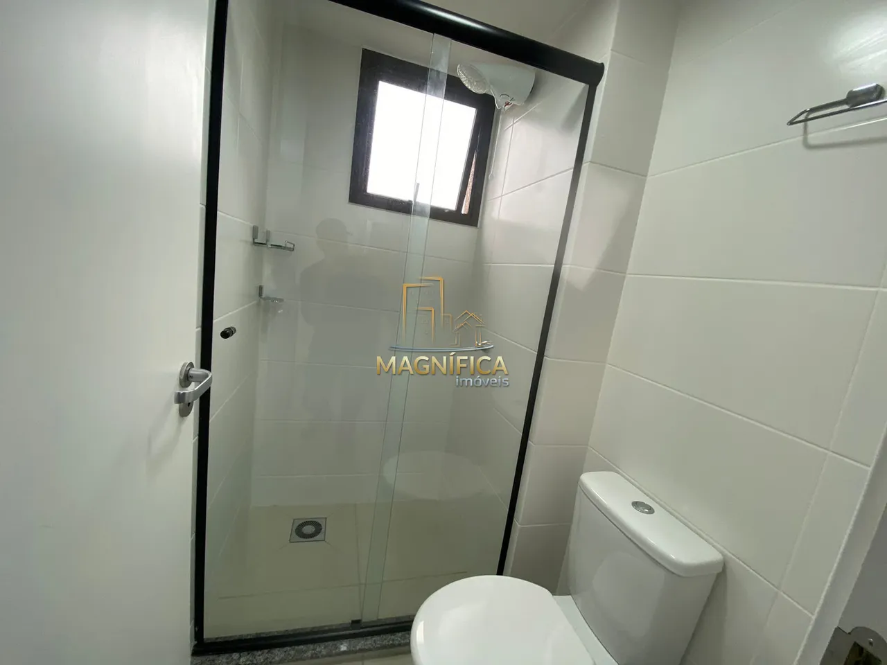 Estudio amueblado de 32 m² con plaza y balcón — photo 16