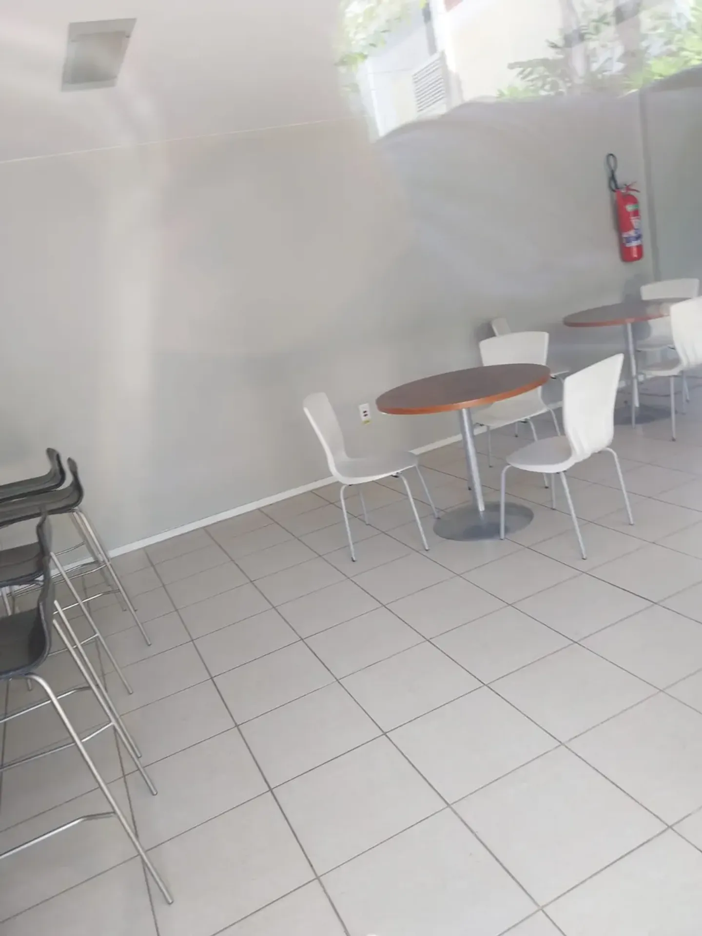 Furnished studio 38 m² on the 5th floor no parking — photo 3