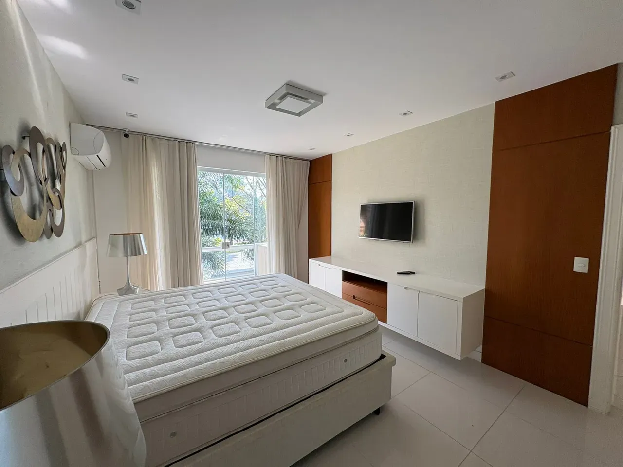 Furnished 6-suite house with 640 m² and 4 parking — photo 53