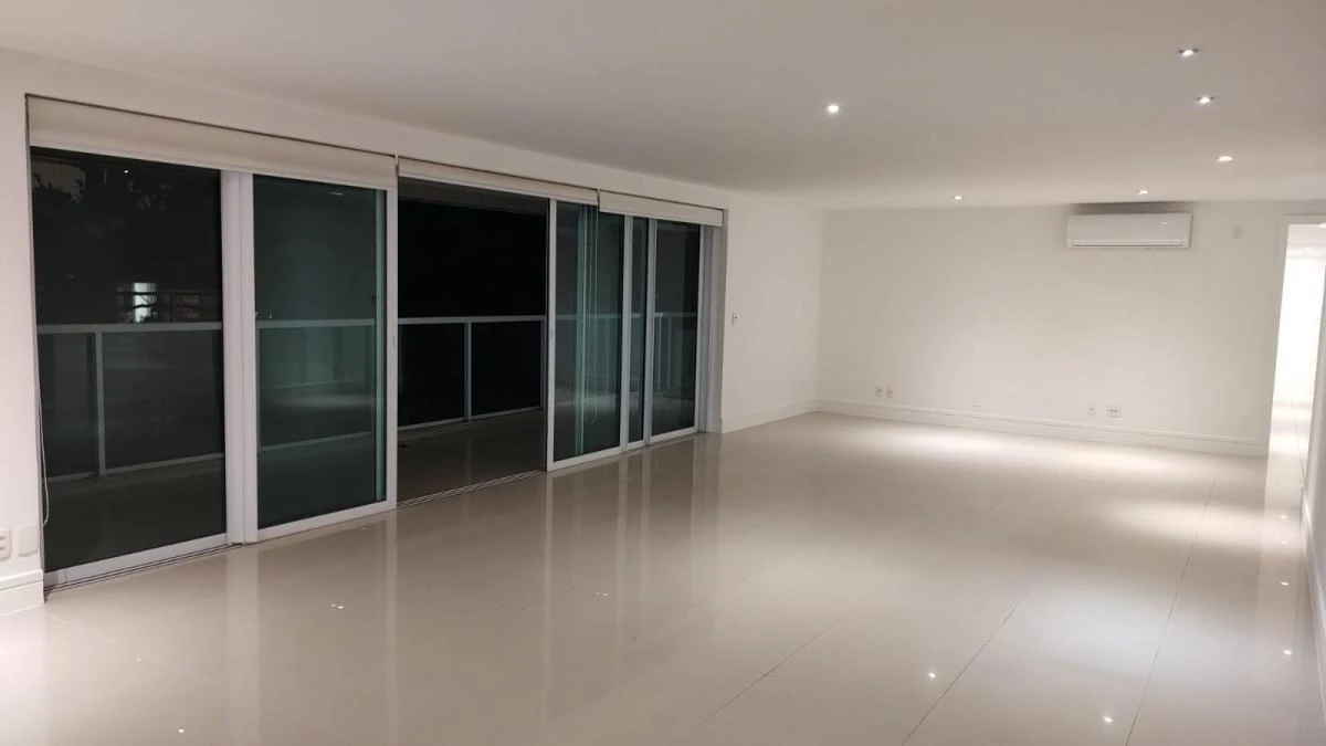 4-bedroom apartment with 280 m² and 2 parking spots — photo 7