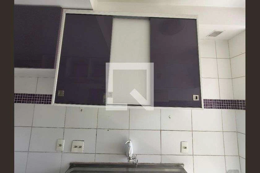 Apartamento de 2 quartos e 1 banheiro com cozinha fechada — photo 27