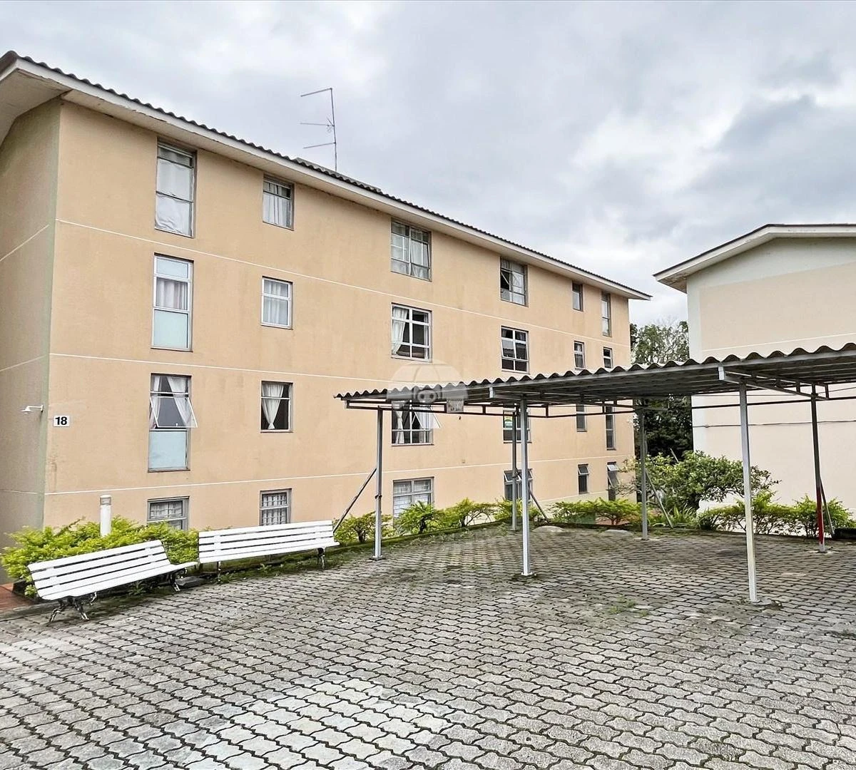 3-bedroom, 48 m² apartment in Curitiba — photo 15