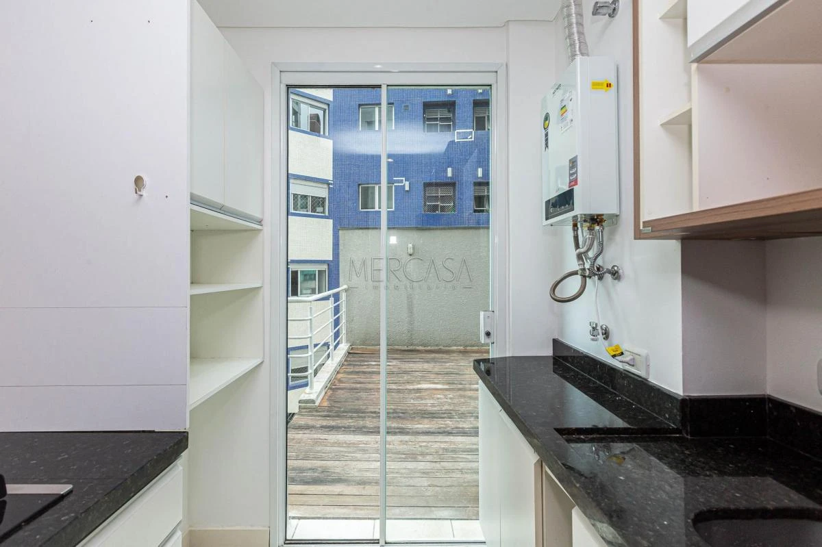 One-bedroom apartment in a building with a pool — photo 11