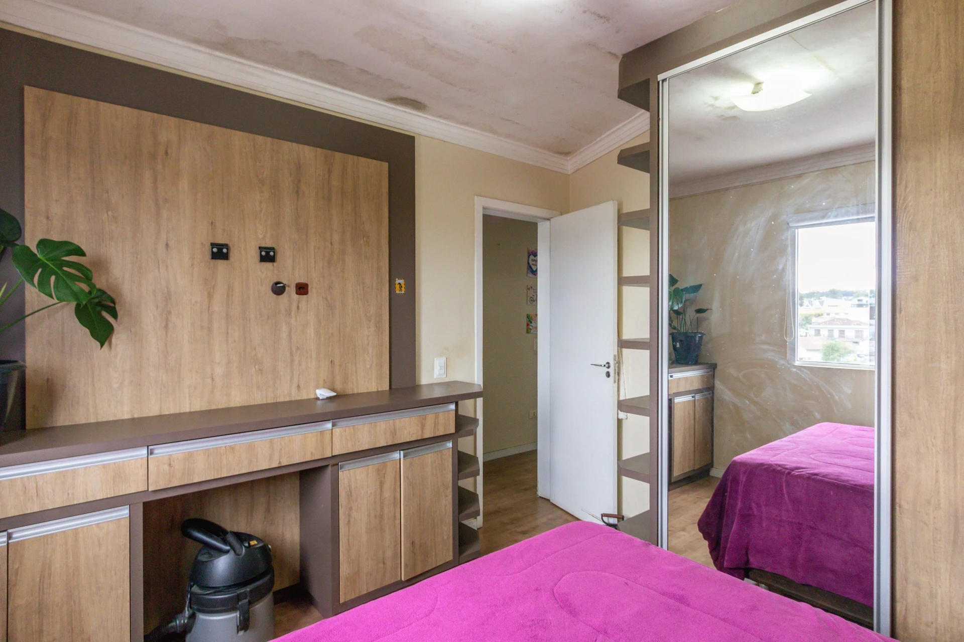 2-bedroom apartment with a home office in Curitiba — photo 15