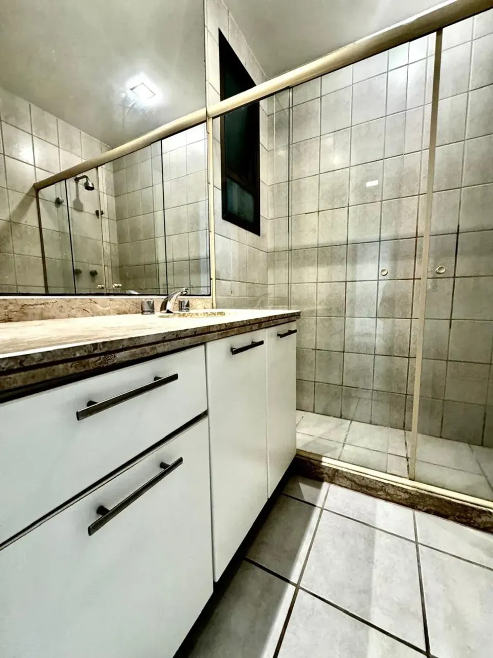 Apartamento mobiliado com 4 quartos e 5 banheiros — photo 7