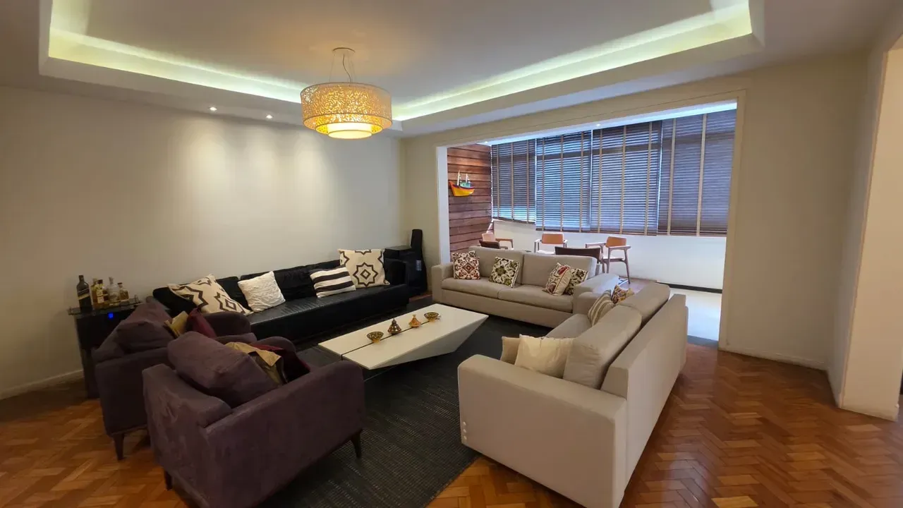 Apartamento com cozinha fechada e 3 quartos — photo 7