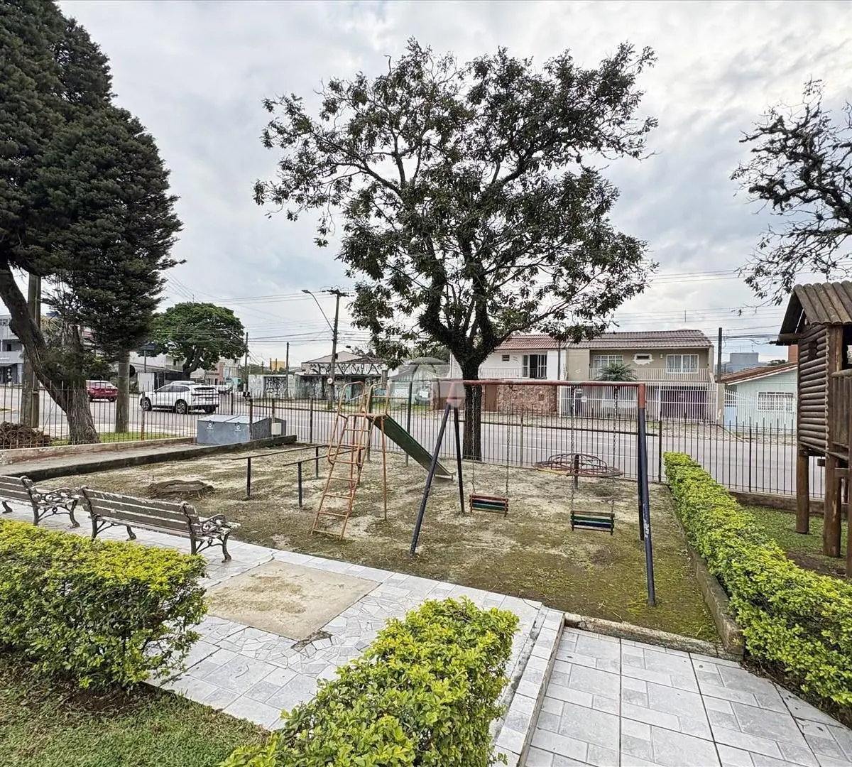 Apartamento sem mobília com cozinha fechada a gás — photo 17