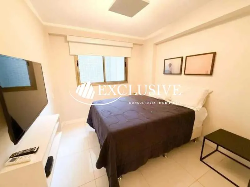 Furnished apartment, 96 m², with floor-to-ceiling windows — photo 11