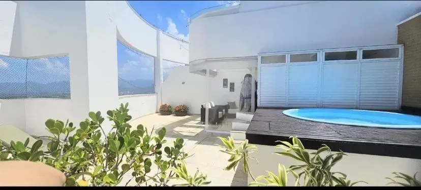Furnished 167 m² apartment with 3 bedrooms and balcony — photo 10
