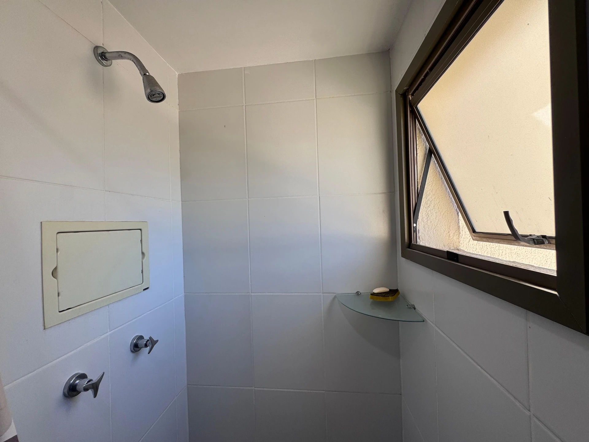 Apartamento mobiliado com 3 quartos e varanda e churrasqueira — photo 4