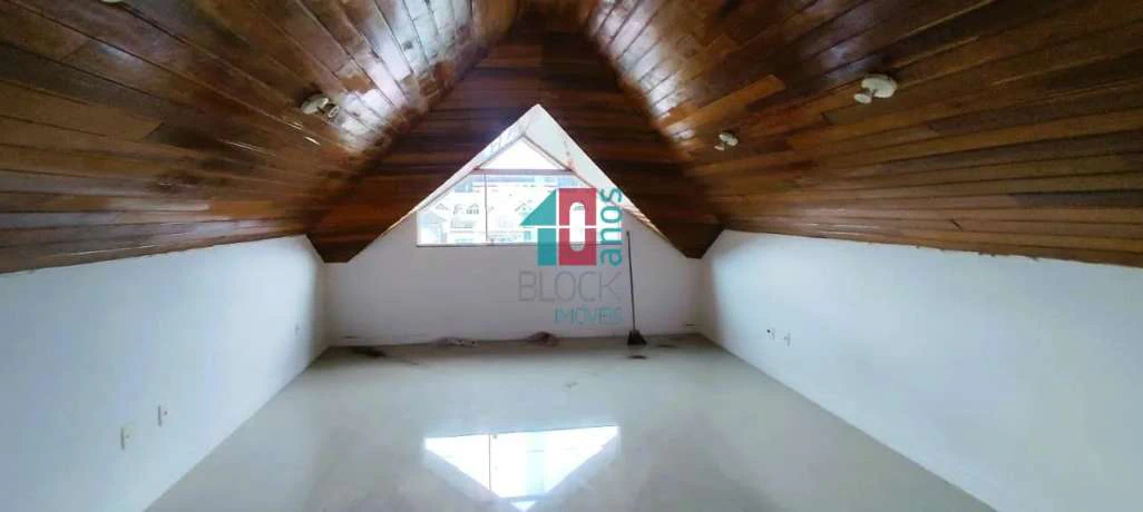Casa de condomínio com 4 suítes e 300 m² — photo 20