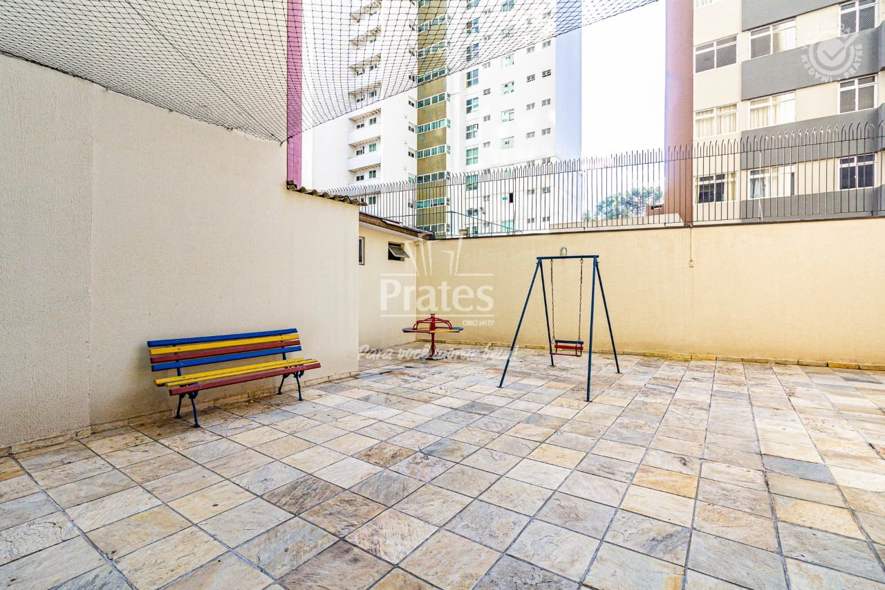 3-bedroom apartment with a home office in Curitiba — photo 23
