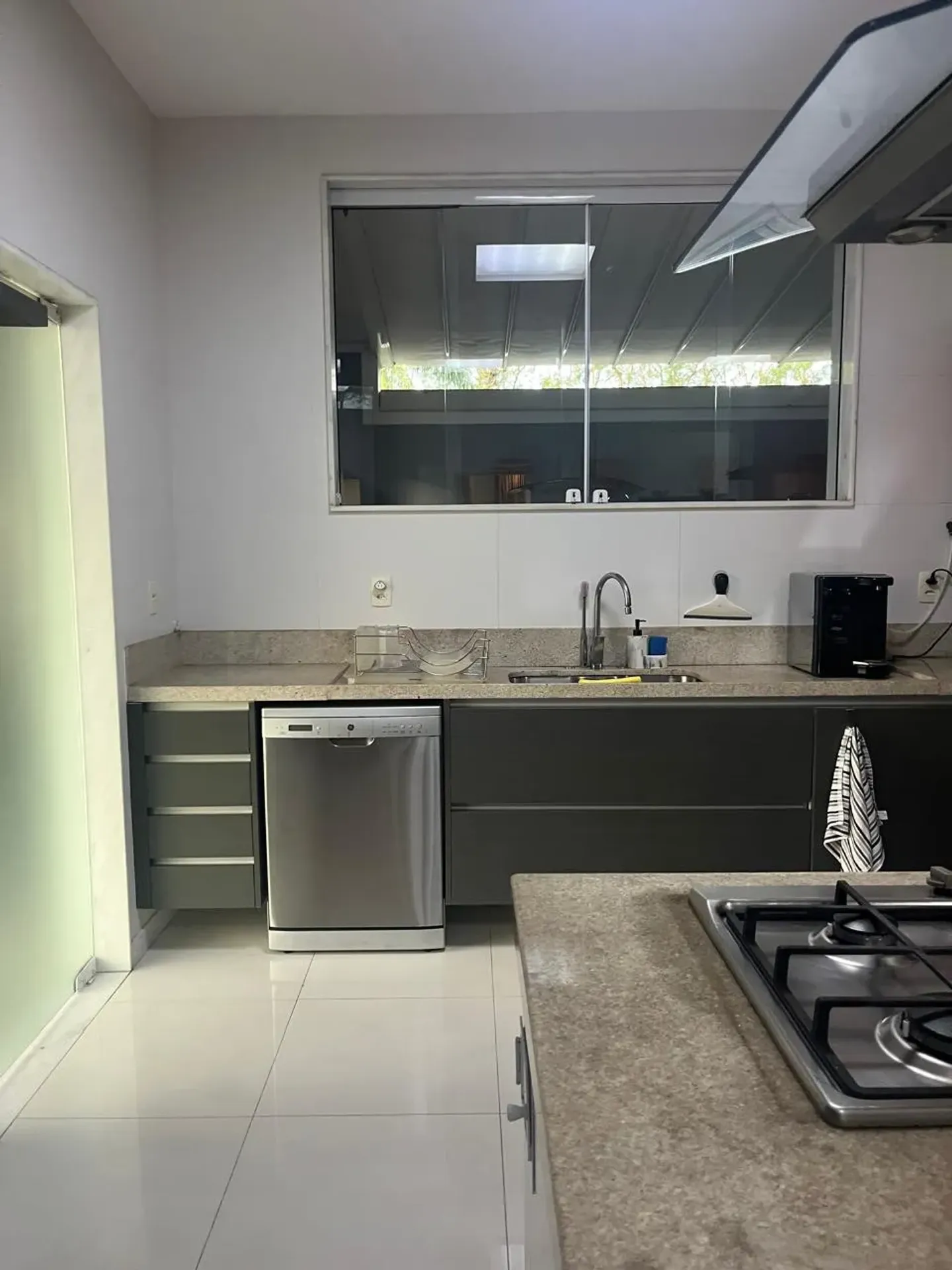 Furnished house with 5 en-suite bedrooms and 630 m² — photo 33