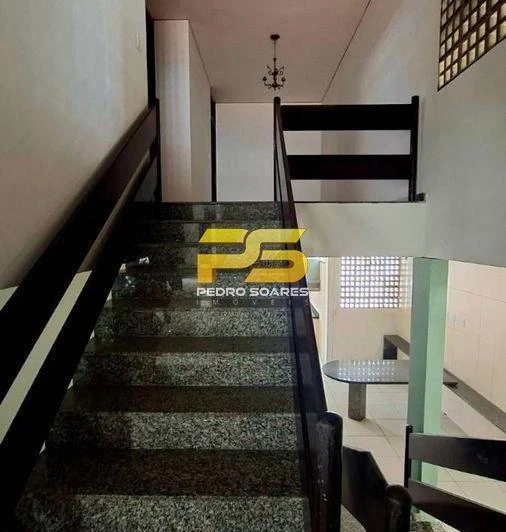 Будинок на 4 спальні з власними ванними і закритою кухнею — photo 7