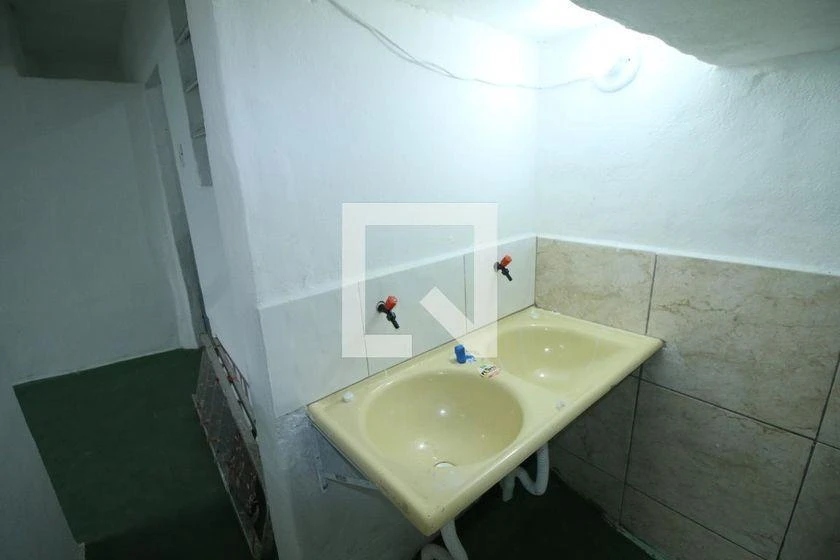 Rental house with 3 bedrooms and a balcony — photo 39