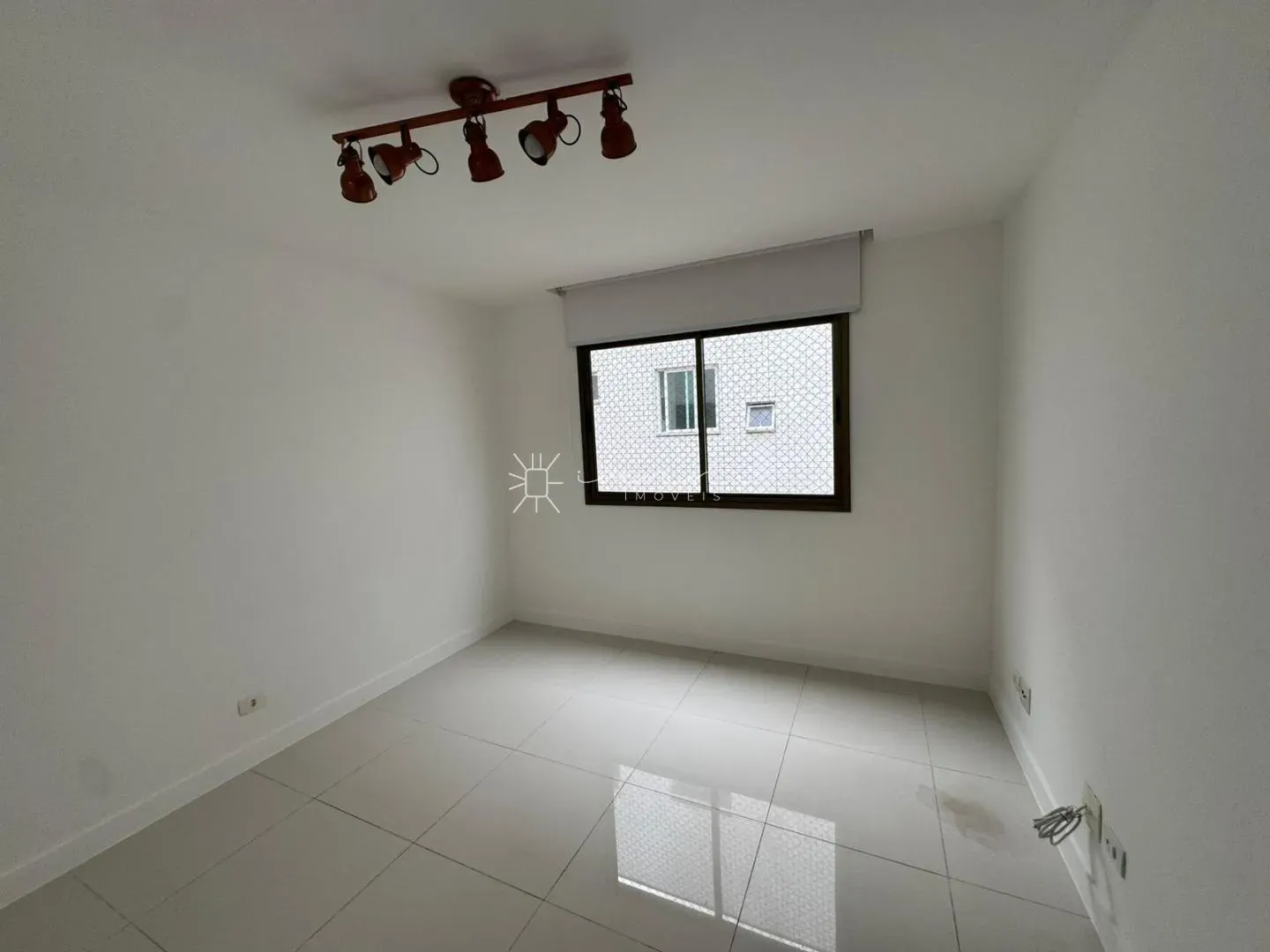 Apartamento com 4 quartos e 5 banheiros com terraço — photo 25