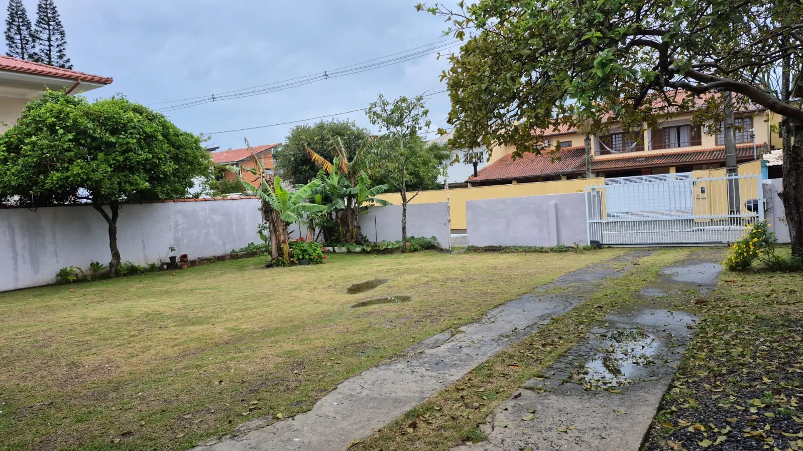 2-bedroom house with a garden in Florianópolis — photo 4