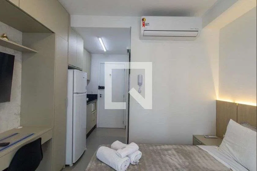 Furnished studio, 20 m², with a home office — photo 2
