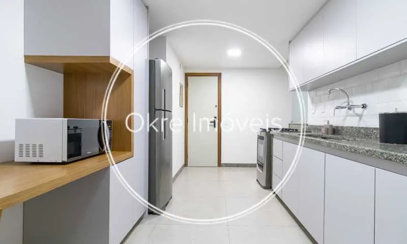 Furnished residential apartment with 4 bedrooms and gas stove — photo 12