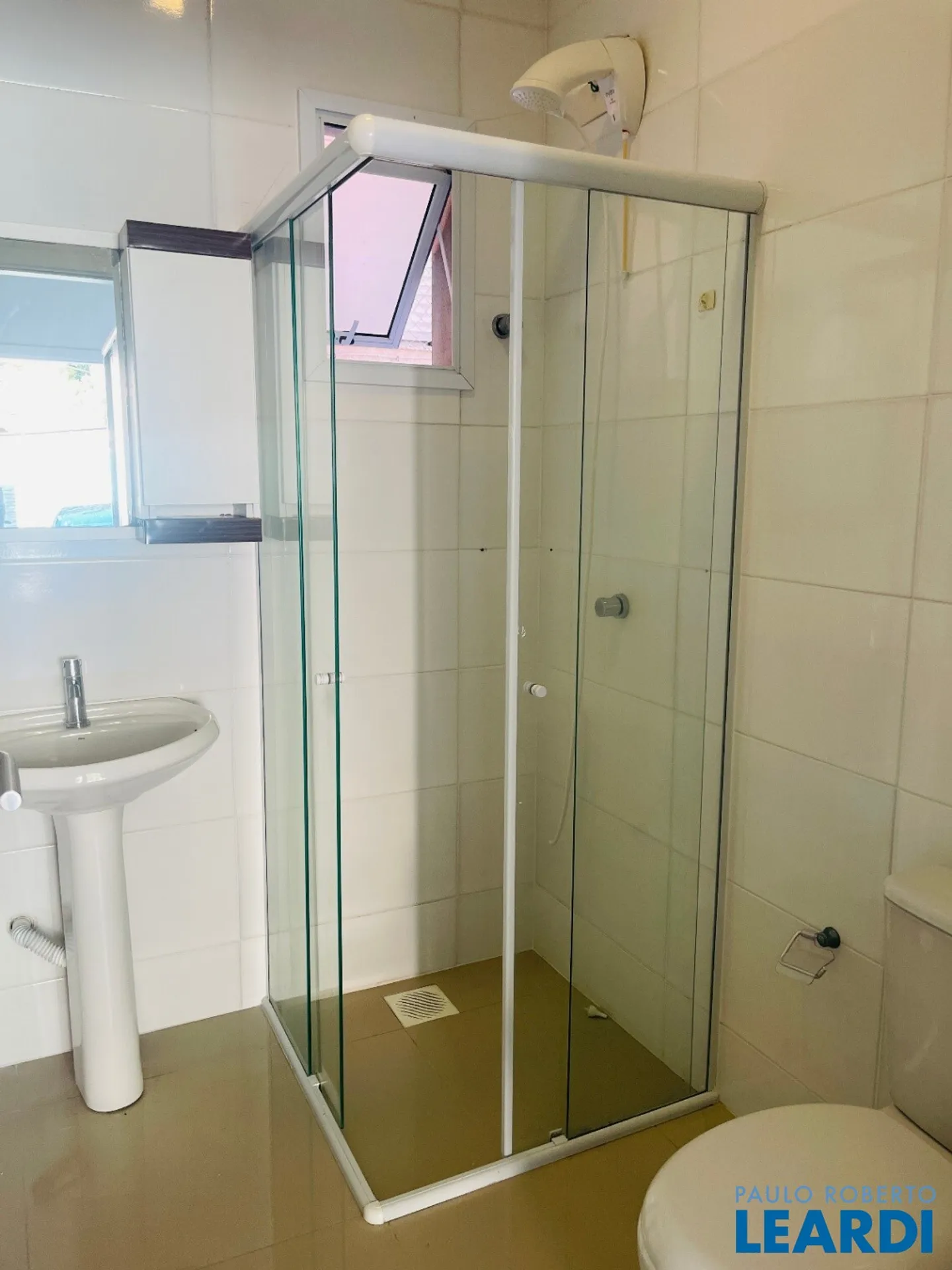 Квартира з 1 спальнею, 1 ванною, 25 м² — photo 13